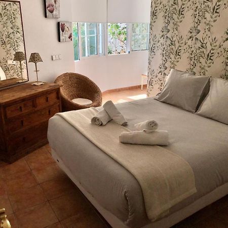 Apartamento NuevaBanús auto check-in Marbella Exterior foto