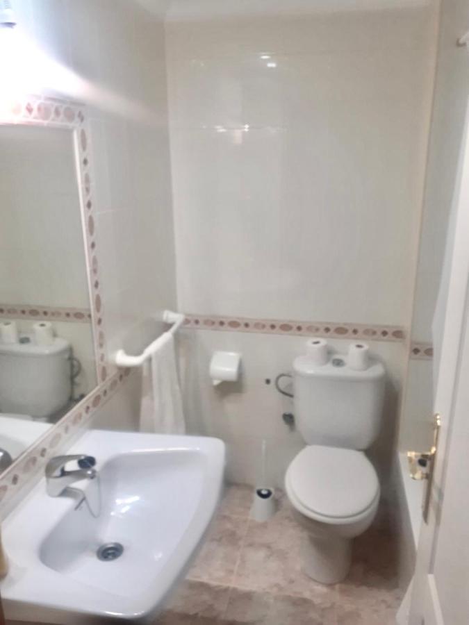 Apartamento NuevaBanús auto check-in Marbella Exterior foto