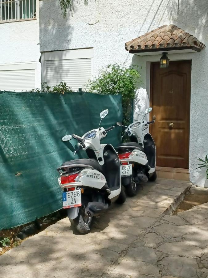 Apartamento NuevaBanús auto check-in Marbella Exterior foto