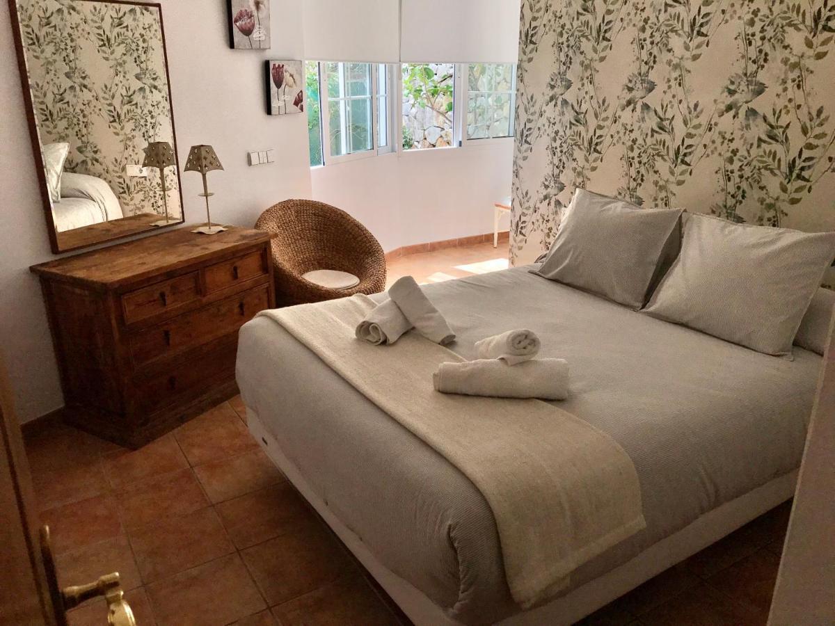 Apartamento NuevaBanús auto check-in Marbella Exterior foto